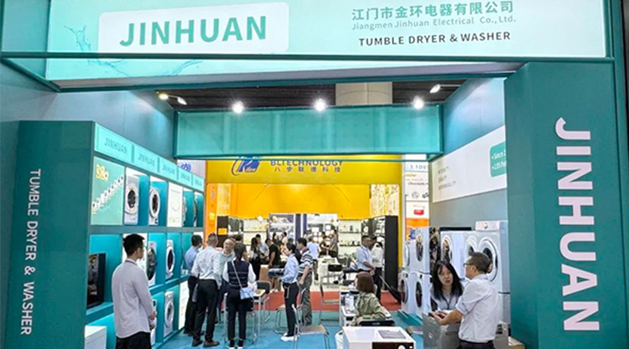 廣交會(huì )第一天！金環(huán)電器吸引世界各地客戶(hù)駐足參觀(guān)交流