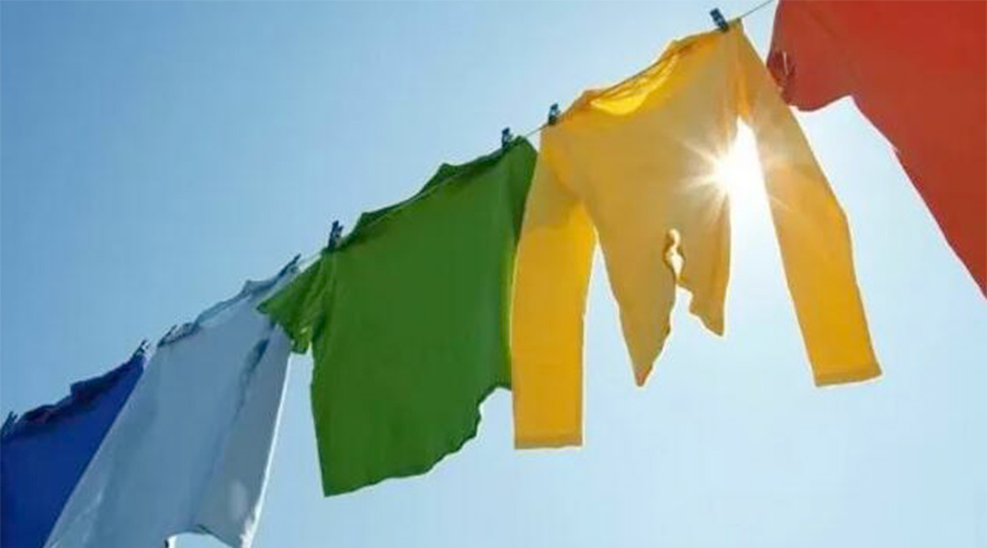 家用衣服烘干機與太陽(yáng)晾曬干衣相比，哪種更節省能源？