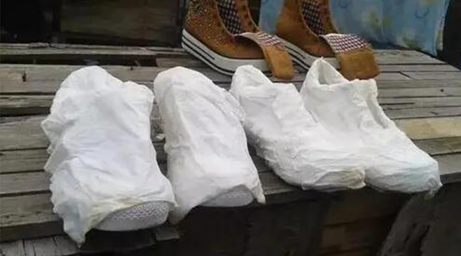 白鞋洗完如何防止變黃？衣物烘干機來(lái)拯救！