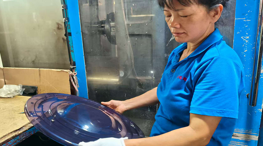 設計與實(shí)用：烘干機門(mén)板材質(zhì)的選擇之道